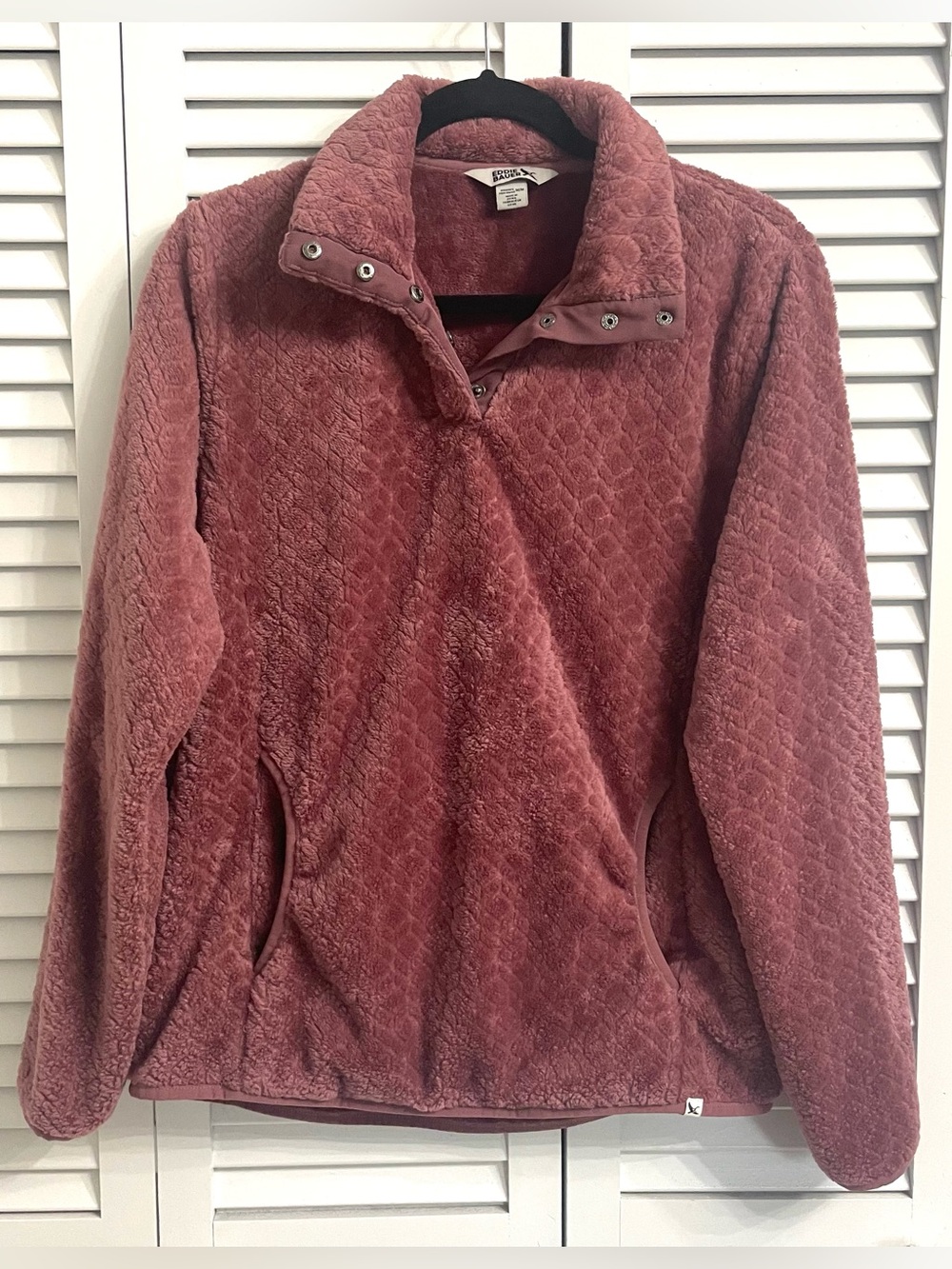 Eddie Bauer Fuzzy Mauve Snap-Front Women's Pullover Sweater Soft Womens Sz M